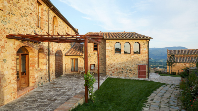 Scopri qui il borgo Clematide a Pisa