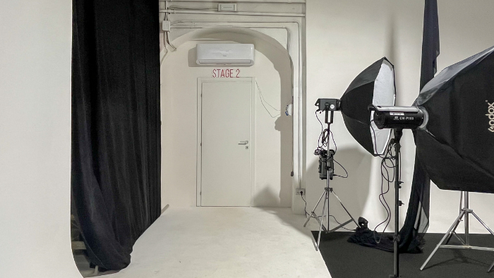 Ecco qui il teatro di posa Erebus