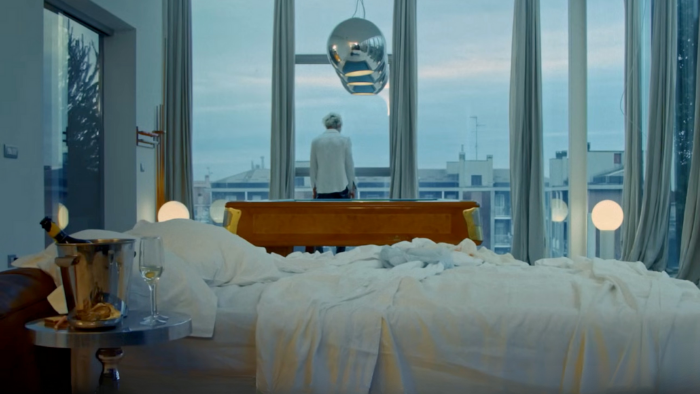 Il videoclip di Amore mio di Chiello